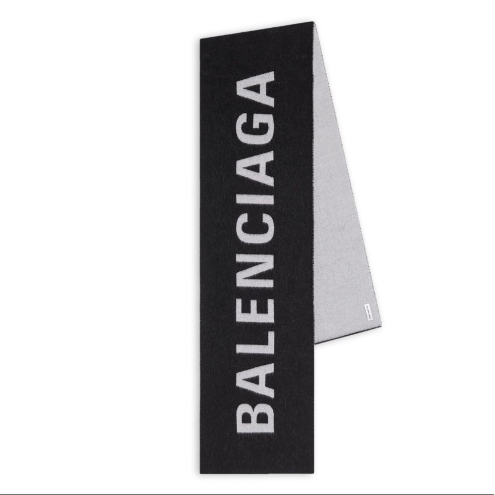 WOMEN'S BALENCIAGA MACRO SCARF IN BLACK